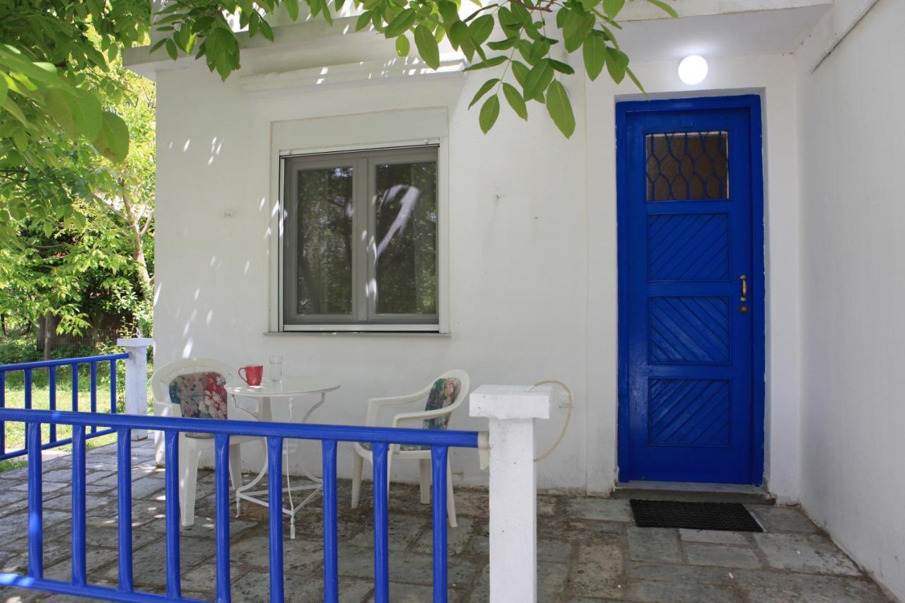O Pyrgos Accommodations Panormos  エクステリア 写真