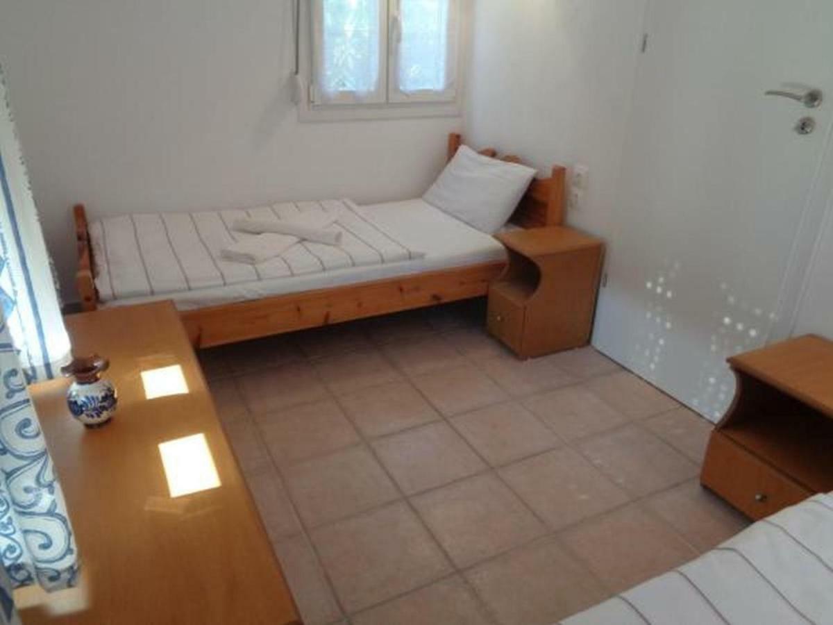 O Pyrgos Accommodations Panormos  エクステリア 写真