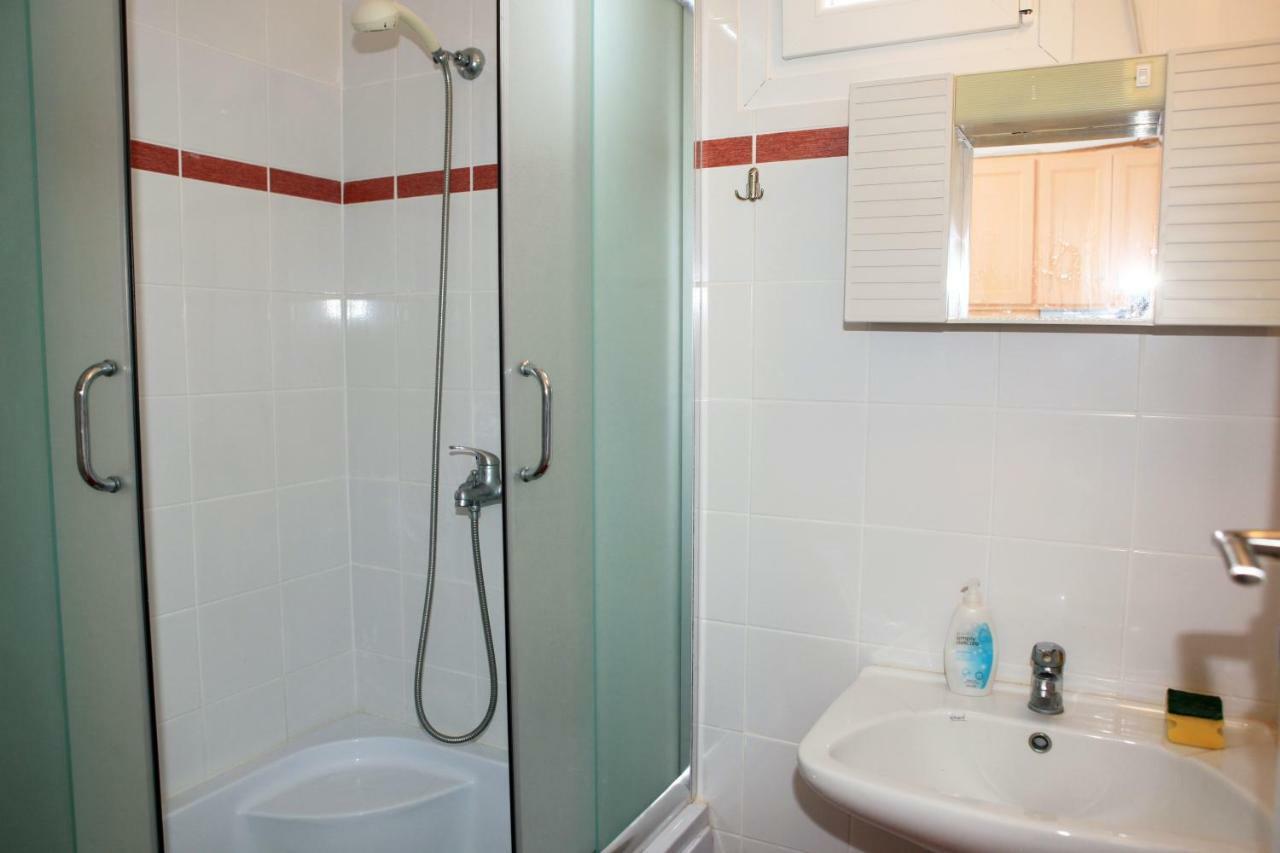 O Pyrgos Accommodations Panormos  エクステリア 写真
